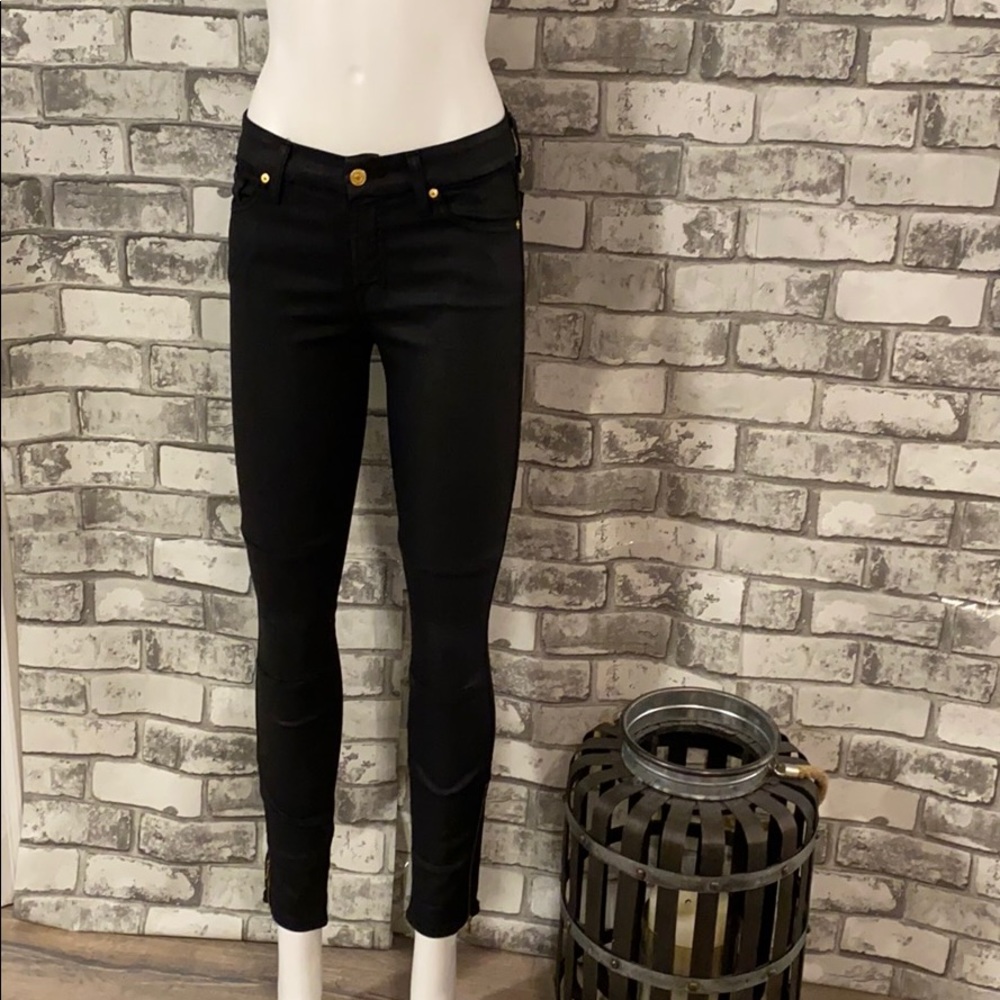 7 For All Mankind